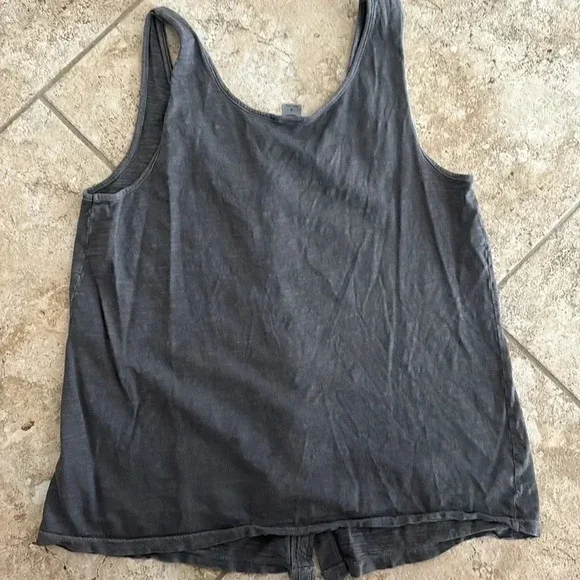Women’s Old Navy button down tank medium - Picture 3 of 3
